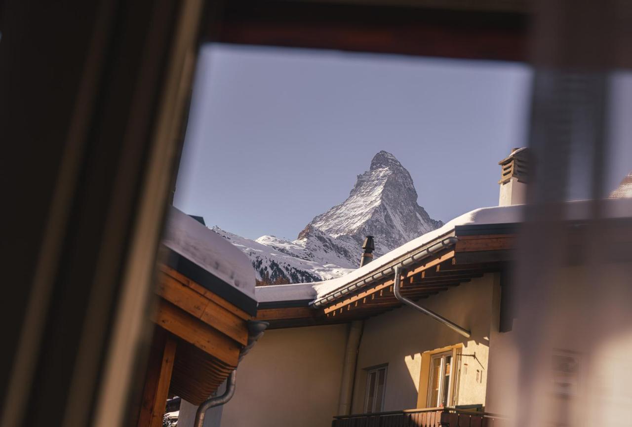 Guesthouse By The Rex Zermatt Esterno foto